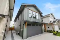 9376 MCNAUGHT ROAD - thumbnail 2