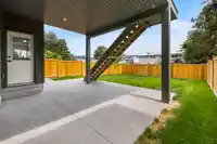 9376 MCNAUGHT ROAD - thumbnail 7
