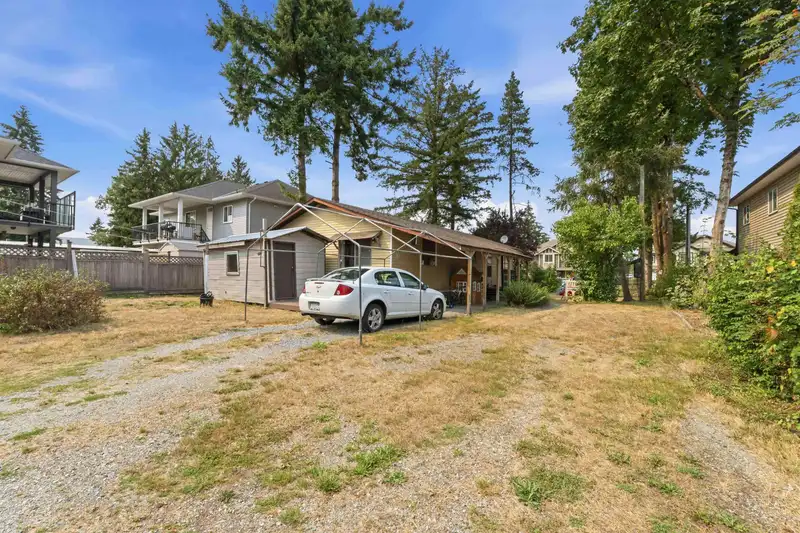 20248 98A AVENUE - photo 4 of 30