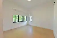 1 2682 NAPIER STREET - thumbnail 19