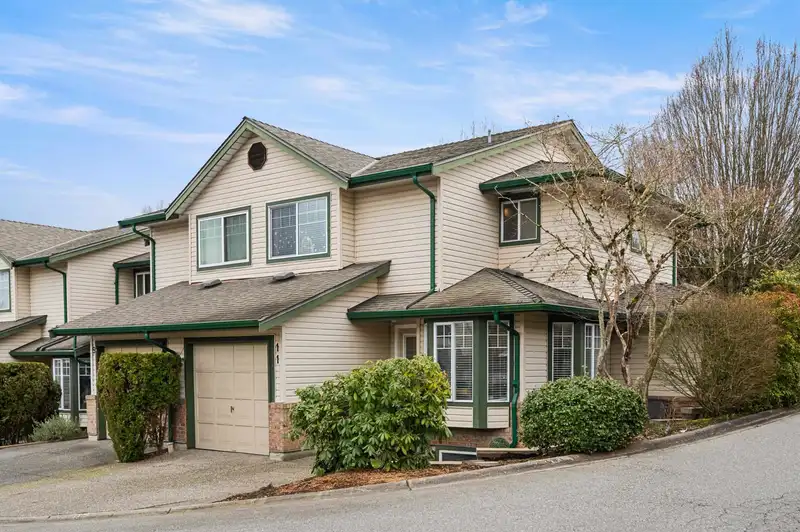 11 8863 216 STREET - photo 2 of 40