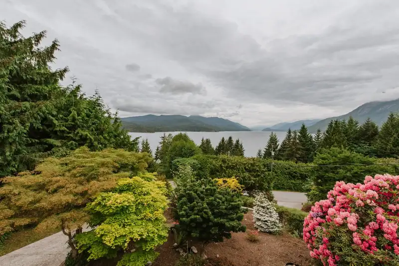 6950 PORPOISE DRIVE - photo 2 of 34