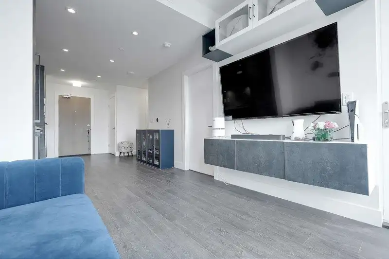 1705 3438 SAWMILL CRESCENT - photo 3 of 35