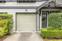 39 6747 203 STREET - thumbnail 2