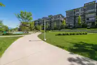 303 8561 203A STREET - thumbnail 9
