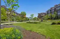 303 8561 203A STREET - thumbnail 10