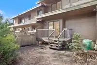 2620 MOORCROFT COURT - thumbnail 2
