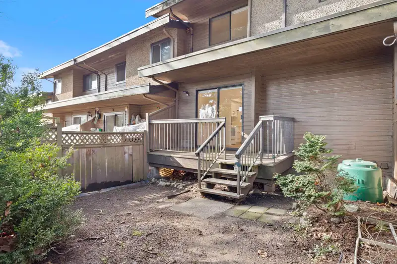 2620 MOORCROFT COURT - photo 2 of 40