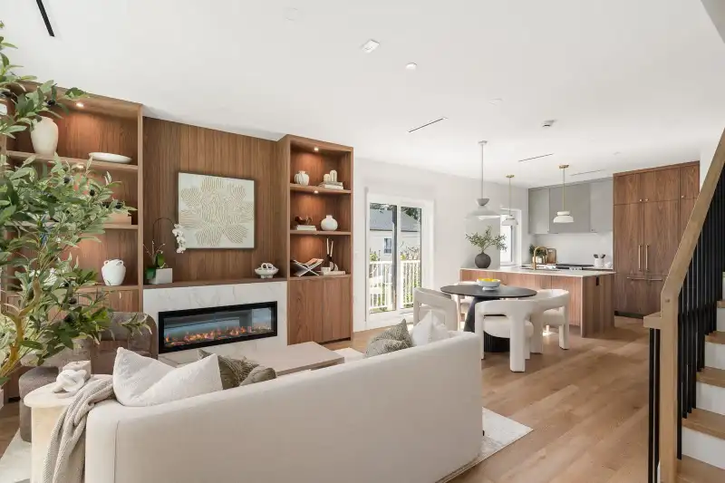 SL 4 2333 E 54TH AVENUE - photo 1 of 40
