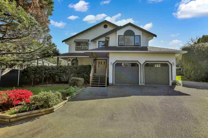 7549 149A STREET - photo 1 of 35