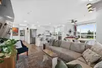 503 22575 BROWN AVENUE - thumbnail 10