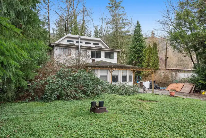 43739 LOCH ROAD - photo 4 of 13