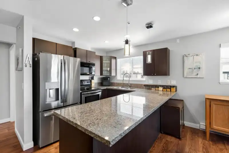 412 5488 198 STREET - photo 1 of 26