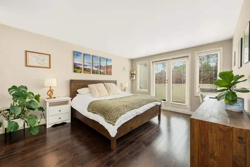 1858 W 1ST AVENUE - photo 2 of 38