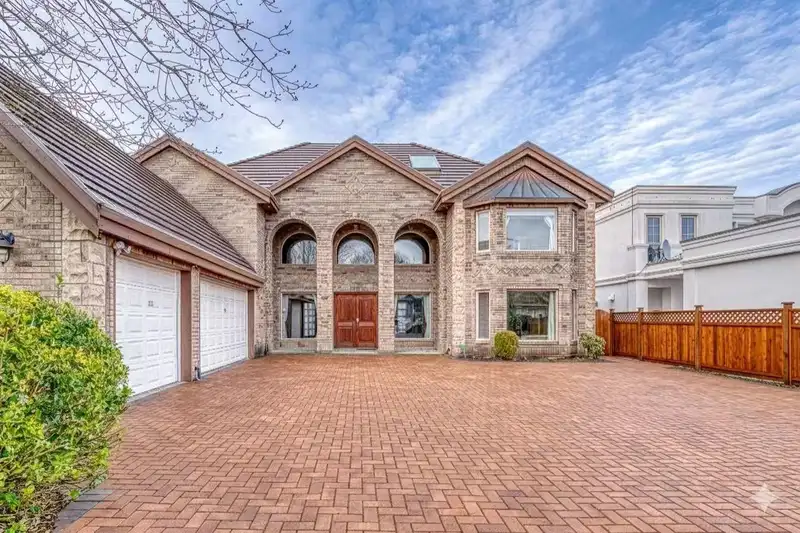 5471 GARRISON ROAD - photo 2 of 36
