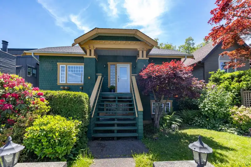 2950 W 8TH AVENUE - photo 1 of 28