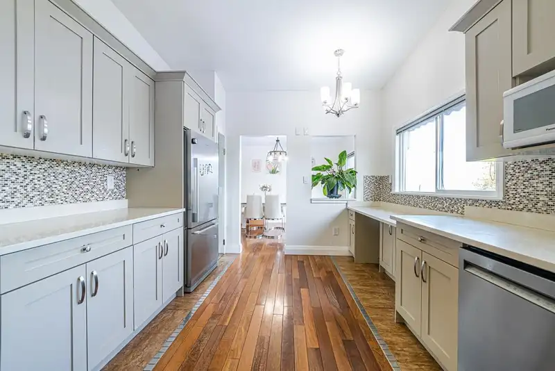 520 BALLANTREE PLACE - photo 3 of 40