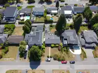 13830 BLACKBURN AVENUE - thumbnail 38