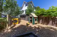 13 5132 CANADA WAY - thumbnail 32
