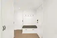2370 QUEENS AVENUE - thumbnail 11