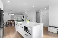 19656 75A AVENUE - thumbnail 14