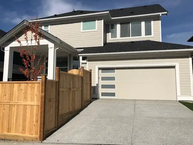 16532 20A AVENUE - photo 3 of 40