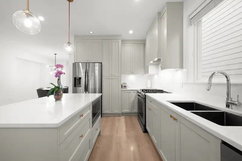 16782 21A AVENUE - photo 4 of 35