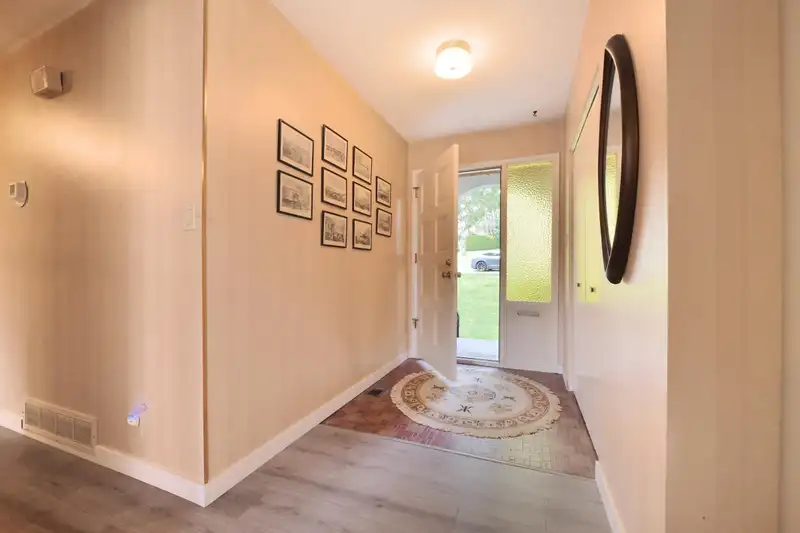 854 GALE DRIVE - photo 2 of 30