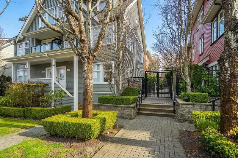 2268 ST. GEORGE STREET - photo 1 of 30