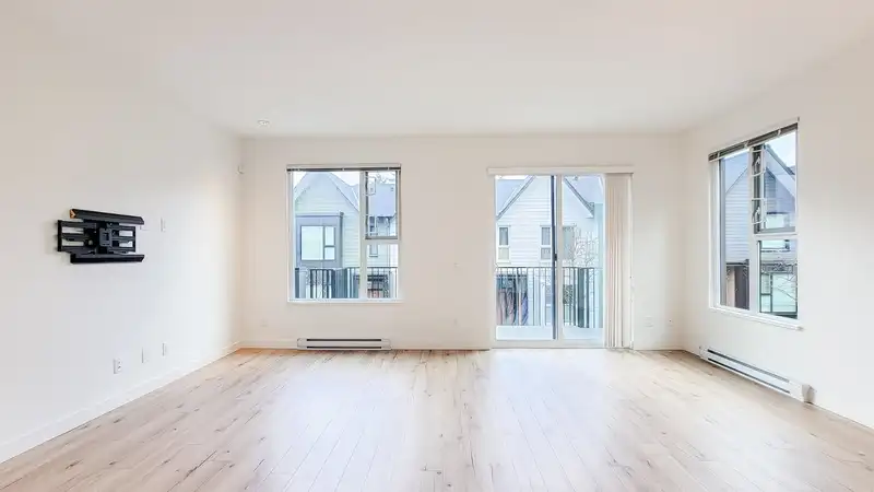31 1228 HUDSON STREET - photo 4 of 40