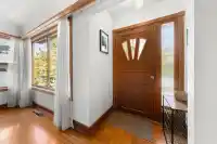 2554 ADANAC STREET - thumbnail 3