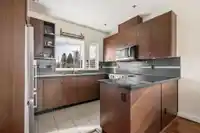 18 3788 LAUREL STREET - thumbnail 7