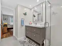 107 14950 THRIFT AVENUE - thumbnail 15