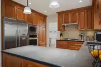 5019 200B STREET - thumbnail 13