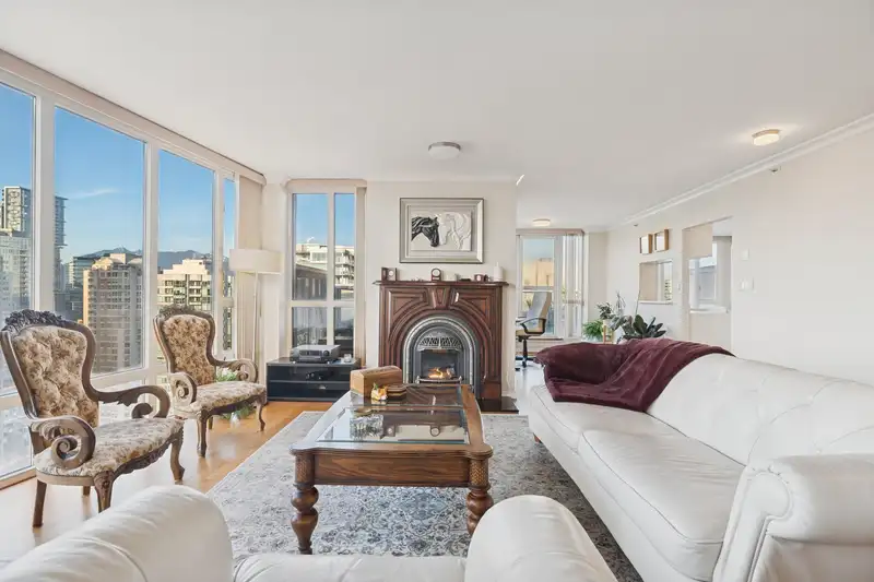 PH5 950 CAMBIE STREET - photo 4 of 40