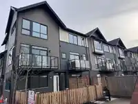 14 4337 BOUNDARY ROAD - thumbnail 1