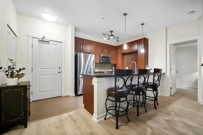 103 15168 19 AVENUE - photo 3 of 26