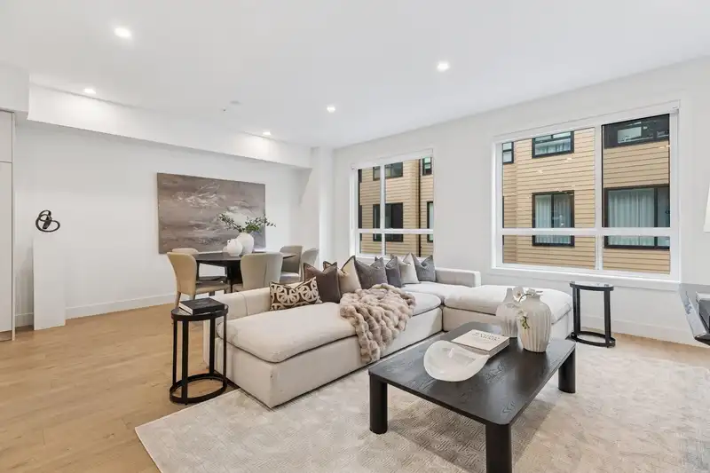 3 19667 55A AVENUE - photo 3 of 40