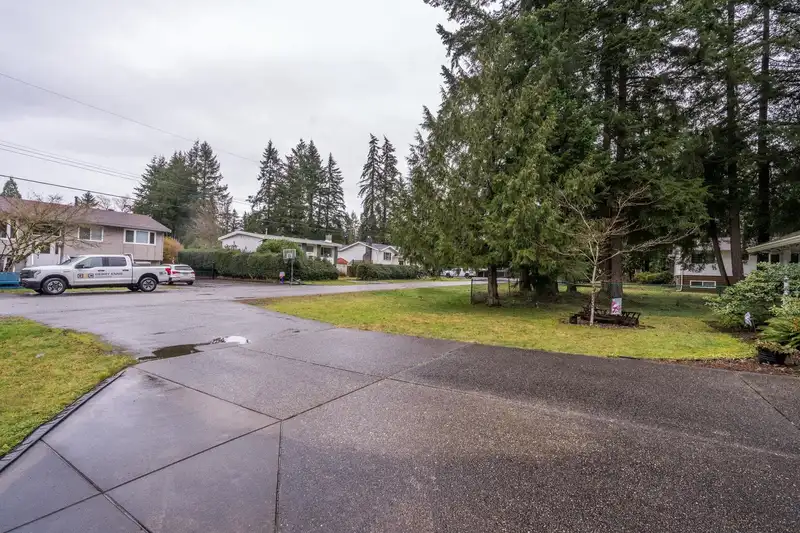 20364 36B AVENUE - photo 3 of 38