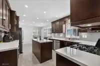 9515 124A STREET - thumbnail 10