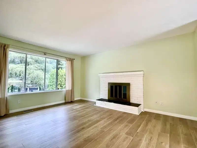 21218 93 AVENUE - photo 4 of 34