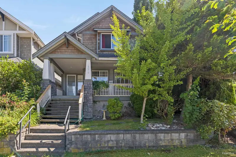 15210 29A AVENUE - photo 1 of 39