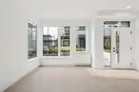 136 921 GRANT STREET - thumbnail 3