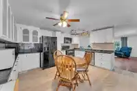 18 3300 HORN STREET - thumbnail 10