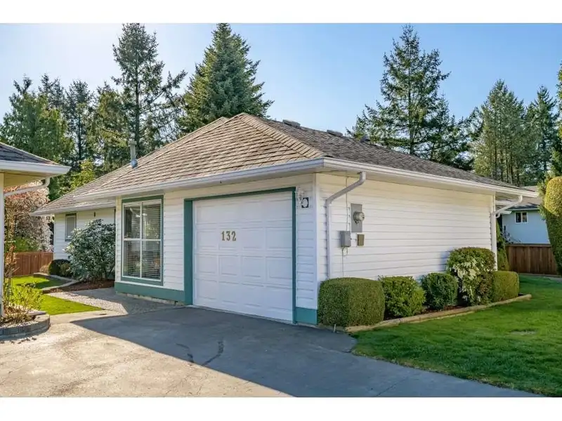 132 10172 141 STREET - photo 1 of 33