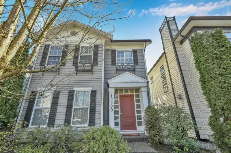 19590 SHINGLE BOLT CRESCENT - photo 1 of 29