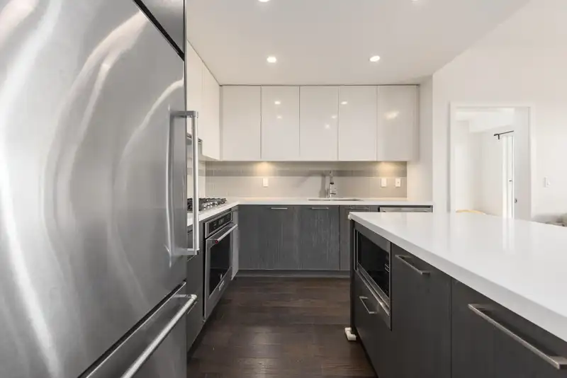 508 7008 RIVER PARKWAY - photo 4 of 18