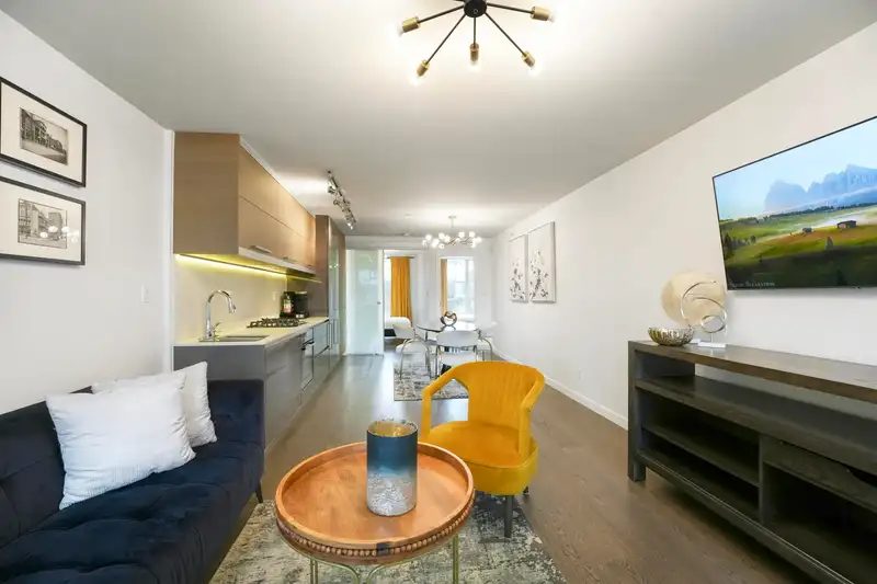 608 189 KEEFER STREET - photo 3 of 26