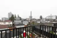 203 2329 E 34TH AVENUE - thumbnail 17