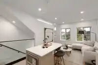 203 2329 E 34TH AVENUE - thumbnail 5